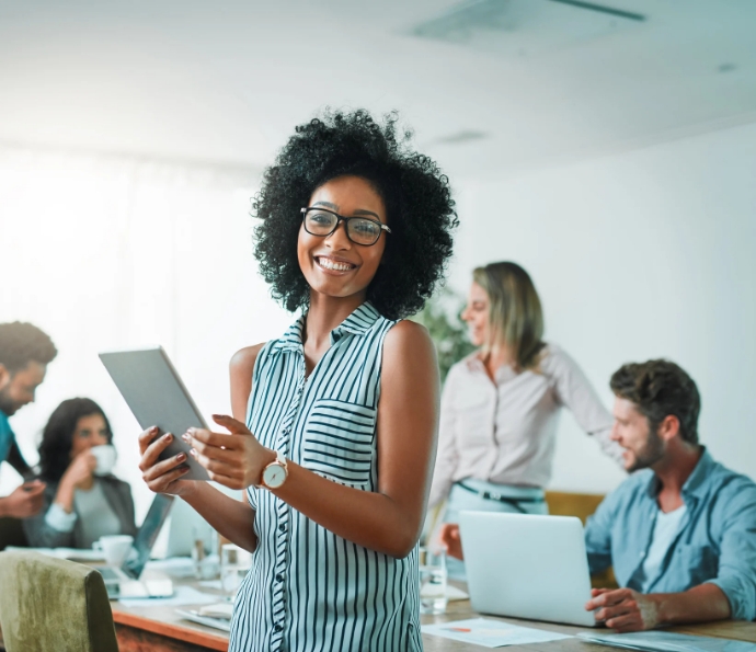 equipe-trabalhando-SS-Assessoria-Contábil -1